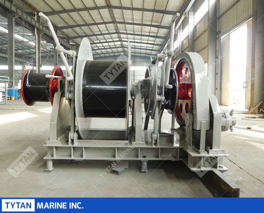 Hydraulic Windlass Tytan Marine